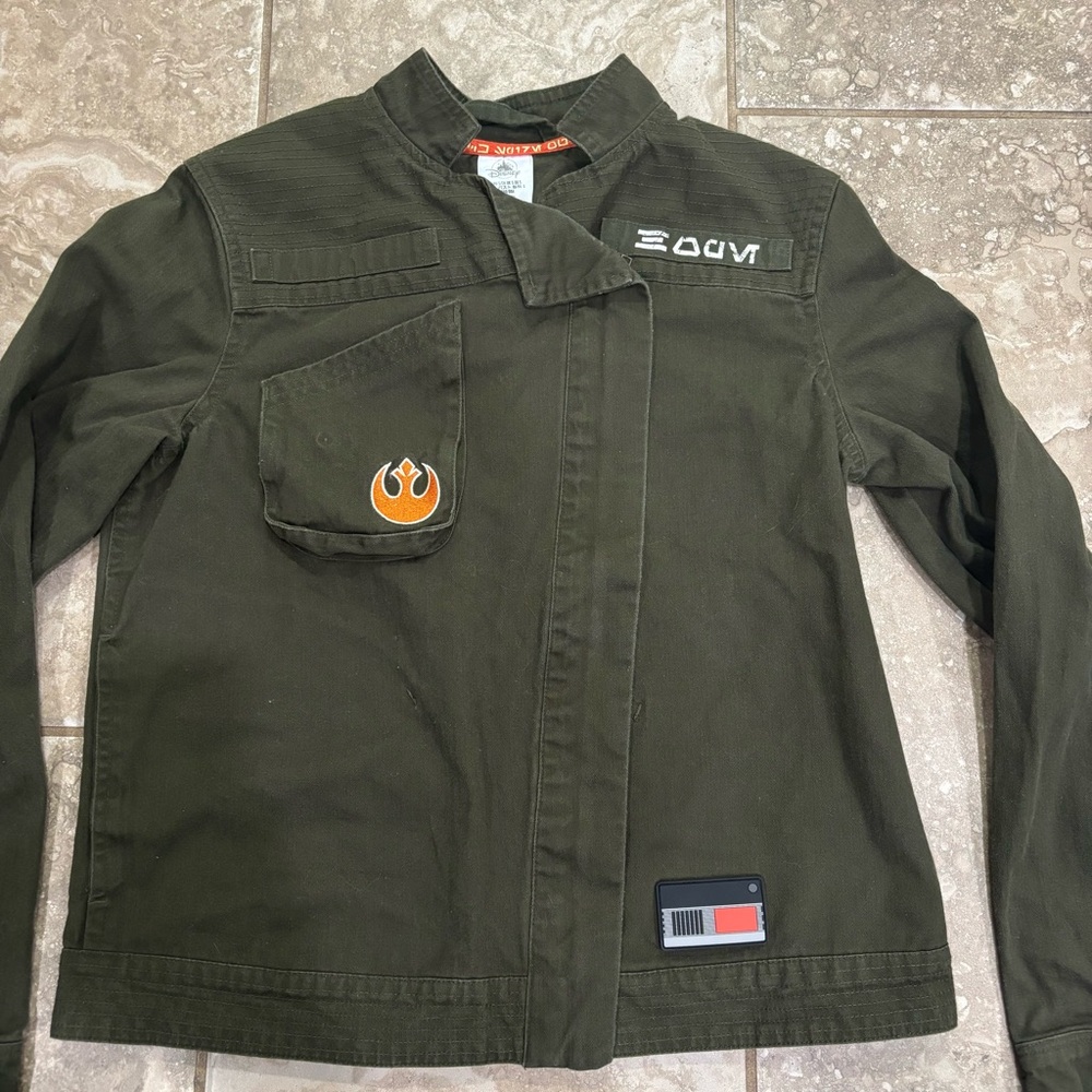 Star Wars Galaxy’s Edge Resistance Jacket Full Zip Resist Rebel Spire Log Sz S - Picture 2 of 11